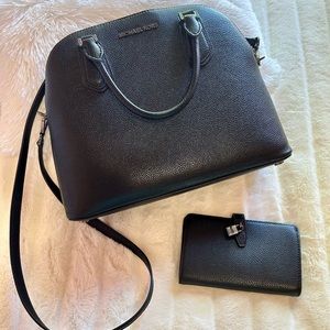 Michael Kors dome handbag & wallet in black leather with black chrome hardware